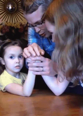 Tyrannen in Windeln: Die komische „Terrible Twos“ Trotzphase Genervt, Kinder, Komische Begebenheiten des Lebens | Die Kirche des heiligen Al Bundy 17. November 2023 6