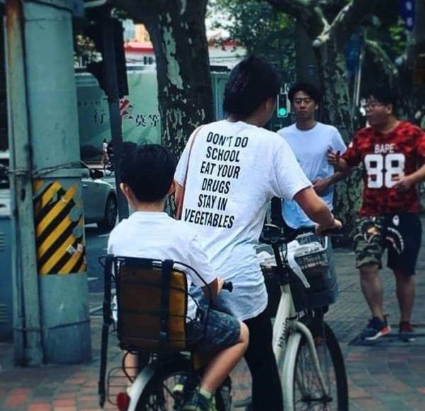 Du denkst es - dein T-Shirt sagt es! Die besten Sprüche für deinen Style Fashion, Lustige Bilder, Lustige Menschen | Die Kirche des heiligen Al Bundy 31. Juli 2023 9