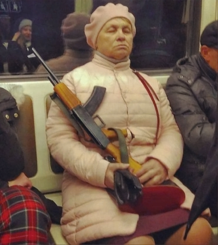 Wenn die zickige Schwiegermutter zum streiten vorbei kommt