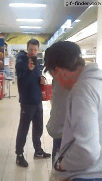 Skurrile Einkaufserlebnisse Discounter Kaufhalle witzig%20(1) Heitere Haushaltsmomente mit einem Augenzwinkern Warum platzen Einkaufstüten ständig und weitere komödiantische Discounter Erlebnisse Beschweren, Einkaufen, Haushalt, Humorvolle Alltagsgeschichten, Lustiges über das Leben | Die Kirche des heiligen Al Bundy 14. Juni 2023 4