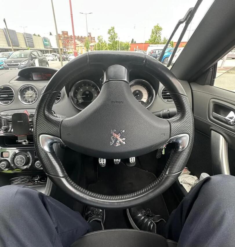 Lieber Benzin im Blut als Hirn im Kopf: Die Liebe der Deutschen zum Auto Auto, Komische Begebenheiten des Lebens, Männer, Wissen zum lachen | Die Kirche des heiligen Al Bundy 31. August 2025 13