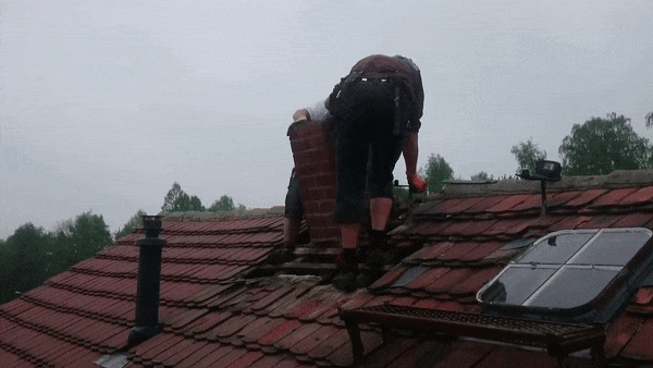 Dumme Dachdecker Fails%20(3) Arbeitswahnsinn und Bürosatire Dachdecken leicht gemacht: Mit minimalem Aufwand maximale Anerkennung erntet Beruf, Handwerker, Komische Begebenheiten des Lebens | Die Kirche des heiligen Al Bundy 9. Januar 2024 3