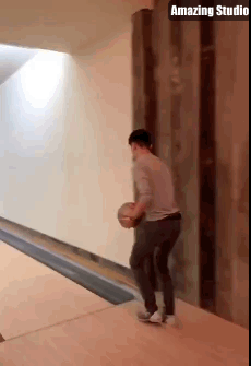 Ins Fettn%C3%A4pfchen treten lustige Gif Bilder%20(9) Motivation mit einem Augenzwinkern: Lachen für die Seele Ins Fettnäpfchen treten: Wie man stilvoll ins soziale Desaster schlittert Glück und Unglück, Komische Begebenheiten des Lebens, Lustiges über das Leben, Ratschlag | Die Kirche des heiligen Al Bundy 24. Januar 2024 11