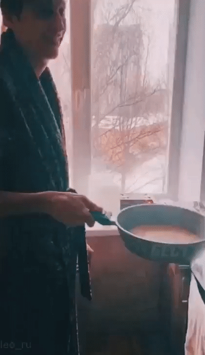 Maenner die nicht kochen koennen Idioten lustig%20(7) Männliche Marotten: Lustiges aus der Männerdomäne Kochen wie ein Mann, also wie ein Idiot! Dumm, Kochen, Komische Begebenheiten des Lebens, Mann | Die Kirche des heiligen Al Bundy 4. Juni 2023 12