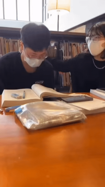 Satirische Parodie JAV zum lachen ohne Nacktheit%20(2) Männliche Marotten: Lustiges aus der Männerdomäne Japanische Pornos und ich denke Dude, you doing it wrong Humorvolle Alltagsgeschichten, Internet, Liebesleben | Die Kirche des heiligen Al Bundy 24. Januar 2025 13
