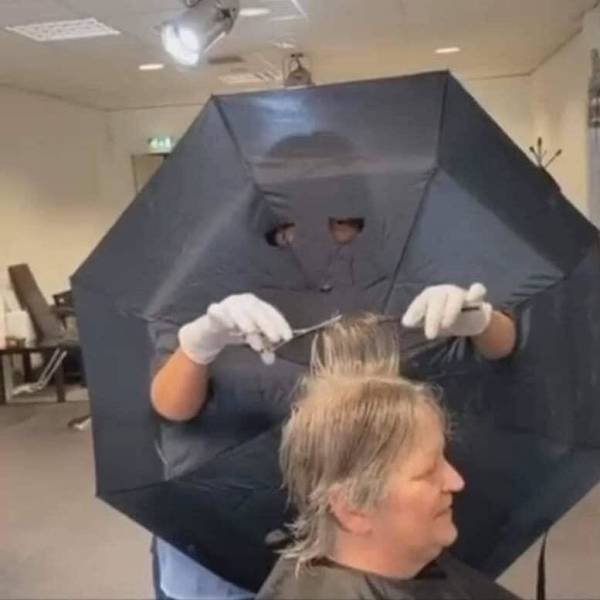 Herrenfriseur witzige Bilder Fiseursalon Fails%20(5) Männliche Marotten: Lustiges aus der Männerdomäne Welche Abenteuer kann man beim Herren-Friseur erleben? Alltag, Frisuren, Humorvolle Alltagsgeschichten, Lustiges über das Leben, Mann | Die Kirche des heiligen Al Bundy 5. November 2023 7