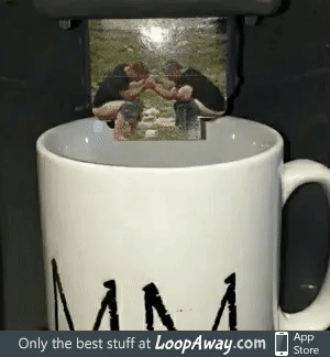Der Kaffeeklatsch mit den Kollegen: Lachen, um nicht zu weinen Arbeit, Büro, Humorvolle Alltagsgeschichten, Kaffee | Die Kirche des heiligen Al Bundy 18. März 2024 13