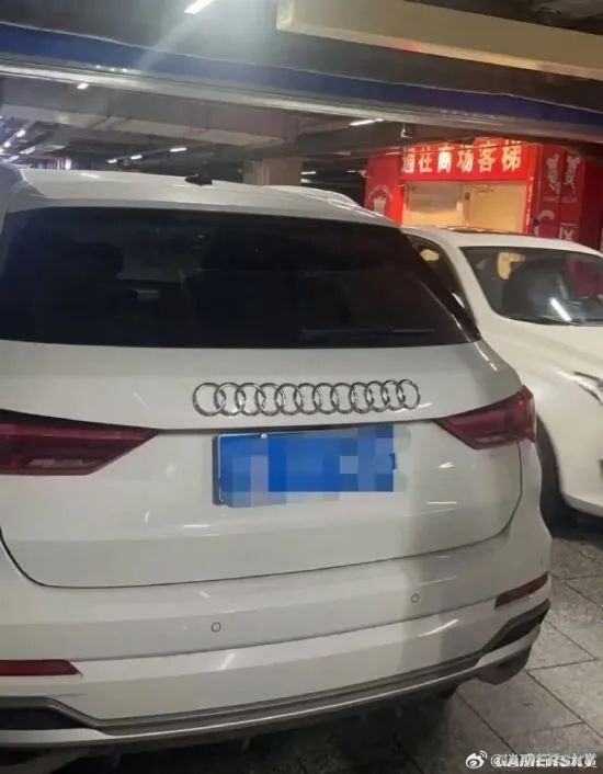 Audi DIY Automarkensymbol Wissenswertes mit Witz und Humor Typisch Auto, typisch Du! Automarkenklischees im Check Auto, Halbwahrheit, Komische Begebenheiten des Lebens, Öffentlichkeit | Die Kirche des heiligen Al Bundy 24. August 2024 11