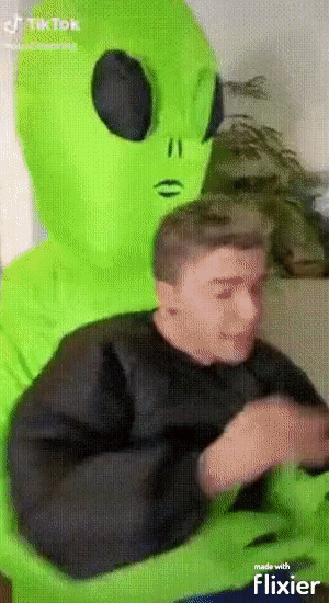 Alien-Invasion als Familie überstehen: Familienbund vs. Alienapokalypse Außerirdische, Familie, Komische Begebenheiten des Lebens, Wissen zum lachen | Die Kirche des heiligen Al Bundy 21. Januar 2024 1