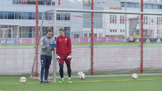 Fußball im Fernsehen - Wie man den Fußball mit der Fernbedienung ins Tor schießt Fernsehen, Freizeit, Humorvolle Alltagsgeschichten, Sport | Die Kirche des heiligen Al Bundy 8. August 2023 6