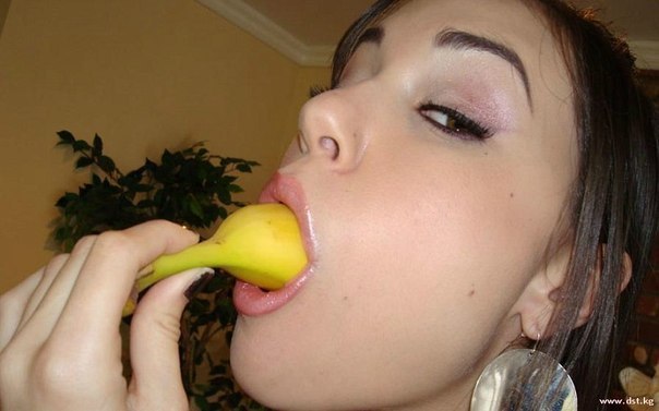 Doppeldeutige Bananen Humor Bilder%20(5) Wissenswertes mit Witz und Humor Warum ist die Banane krumm? - Die witzige Antwort über unser doppeldeutiges Verlangen Komische Begebenheiten des Lebens, Wissen zum lachen | Die Kirche des heiligen Al Bundy 3. August 2023 13