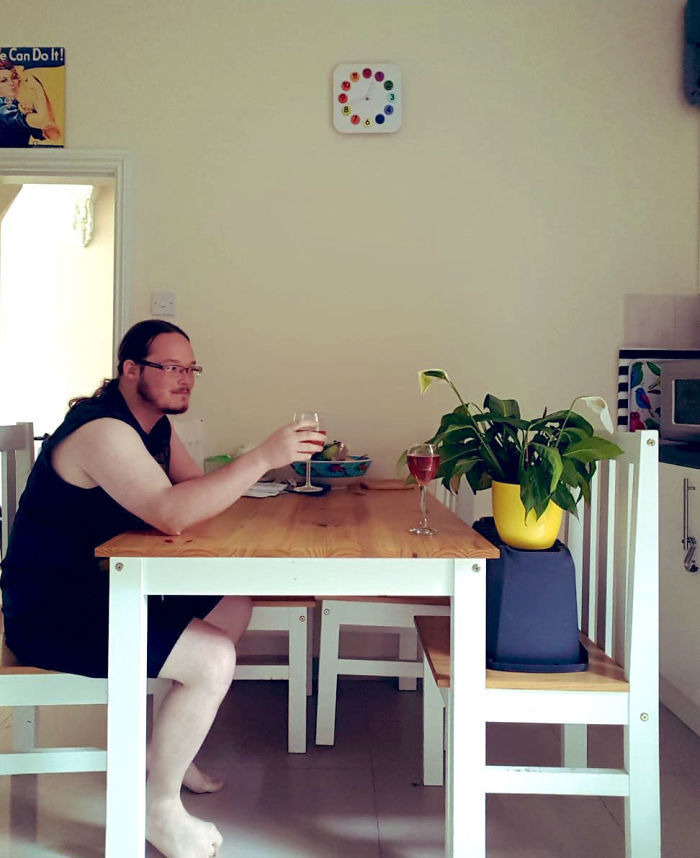 Wie man mit Pflanzen redet witzige Pflanzen Bilder%20(4) Lustiges über Umwelt, Wetter & Jahreszeitenhumor Wie man Smalltalk mit Pflanzen führt – und warum es nicht so verrückt ist, wie es klingt Komische Begebenheiten des Lebens, Natur, Tipps, Zuhause | Die Kirche des heiligen Al Bundy 15. Mai 2023 2