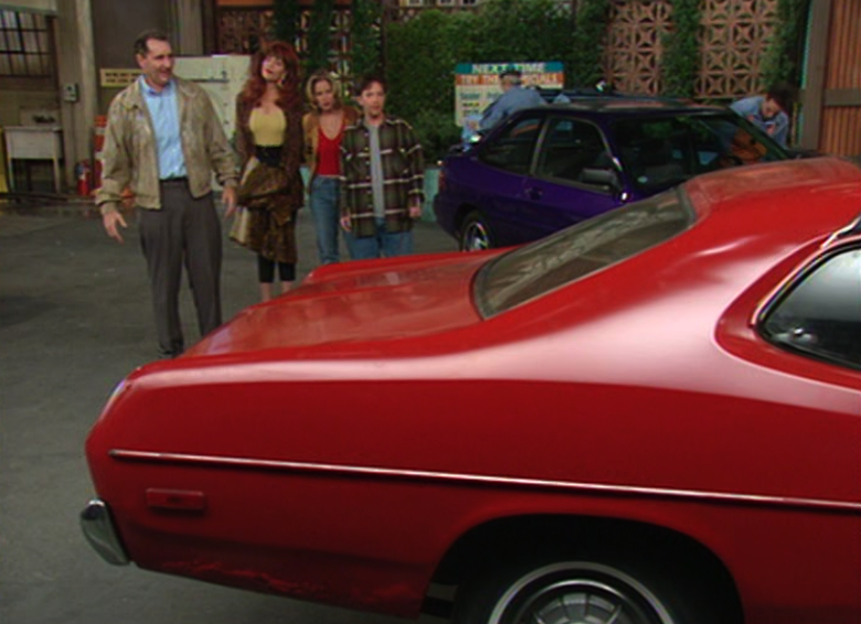 Al Bundys 72iger Dodge rote Lakierung Eine schrecklich nette Familie Al Bundy und sein Auto - Dodge Dart 1972* | Die Kirche des heiligen Al Bundy 14. Januar 2024 2