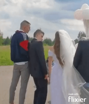 Lustige Hochzeitspannen verursacht typisch vom Mann%20(3) Ehechaos und Beziehungsspaß - Amüsante Liebeserlebnisse Zu spät, zu angetrunken: Lustige Hochzeitspannen, die typisch Mann sind Besoffene Geschichte, Ehe, Ehemann, Komische Begebenheiten des Lebens | Die Kirche des heiligen Al Bundy 25. Februar 2024 4