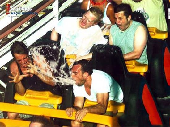 Vergn%C3%BCgungspark Storys zum lachen%20(10) Freizeit mit Freude: Entspannung, pur Freizeitparkspaß bis zum Erbrechen: Familiärer Kotzspaß garantiert! Familie, Freizeit, Humorvolle Alltagsgeschichten, Urlaub | Die Kirche des heiligen Al Bundy 29. Juni 2024 2