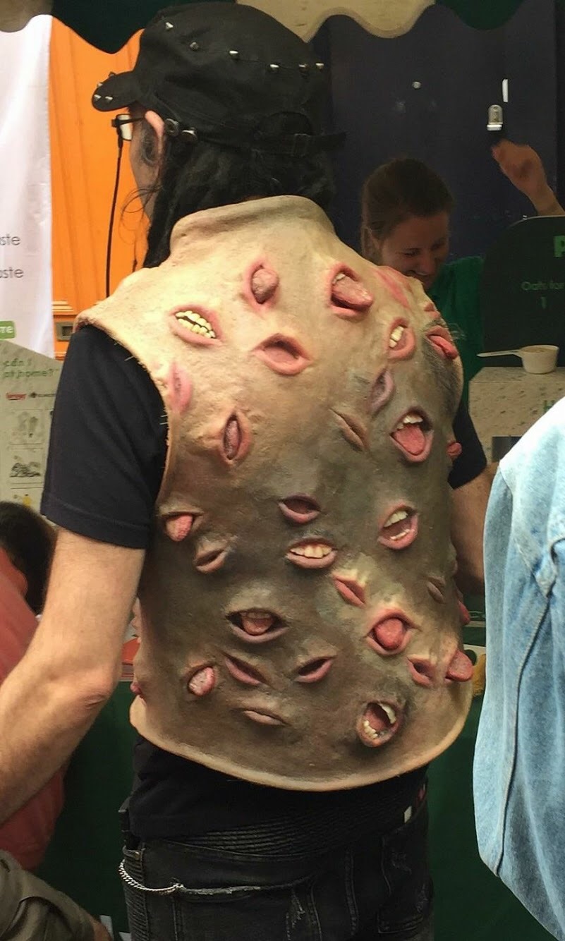 Ehemann Kleidungsstil ist furchtbar lustig %20(11) Männliche Marotten: Lustiges aus der Männerdomäne Warum gleicht der Kleiderschrank meines Ehemannes einer Zeitkapsel aus den 80ern? Ehemann, Fashion, Komische Begebenheiten des Lebens, Lustige Menschen, Vergangenheit | Die Kirche des heiligen Al Bundy 29. Mai 2023 8