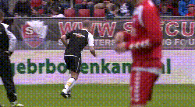 Fußball im Fernsehen - Wie man den Fußball mit der Fernbedienung ins Tor schießt Fernsehen, Freizeit, Humorvolle Alltagsgeschichten, Sport | Die Kirche des heiligen Al Bundy 8. August 2023 3