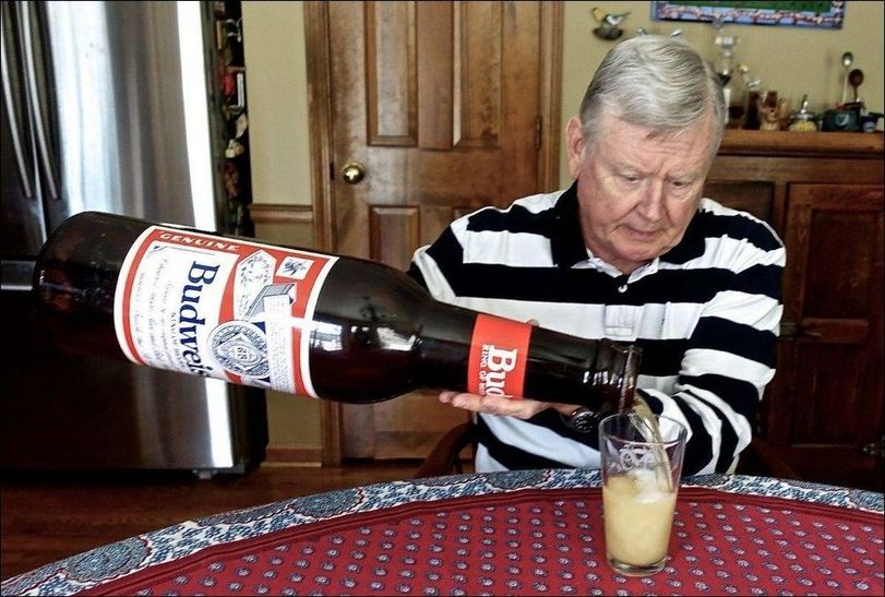 Ehe-Kommunikation: Schatz hol mir noch ein Bier! Alkohol, Beziehung, Bier, Komische Begebenheiten des Lebens | Die Kirche des heiligen Al Bundy 9. Oktober 2023 6