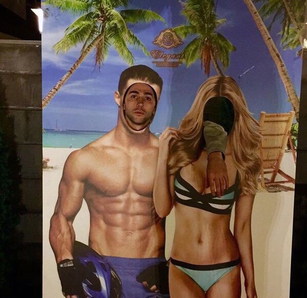 Sexappeal lustige attraktive und dumme Menschen%20(1) Wissenswertes mit Witz und Humor Das Geheimnis des Sex-Appeals - mit nichts im Kopf alles erreichen! Dumm, Komische Begebenheiten des Lebens, Lustiges über das Leben, Wissen | Die Kirche des heiligen Al Bundy 11. Juni 2023 5
