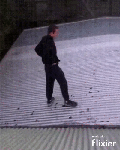 Dachdecken leicht gemacht: Mit minimalem Aufwand maximale Anerkennung erntet Beruf, Handwerker, Komische Begebenheiten des Lebens | Die Kirche des heiligen Al Bundy 9. Januar 2024 8