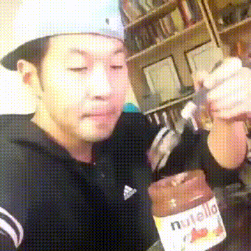 Nutella ist alle ab in die Kaufhalle und dick werden Männliche Marotten: Lustiges aus der Männerdomäne Nutella ist alle. Ab in die Kaufhalle und dick werden