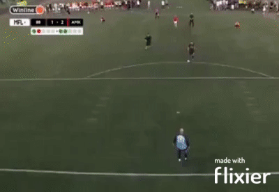 Die besten Fussball Momente der Vergangenheit%20(14) Lach dich schlapp: Lustige Bilder für den Spaßfaktor Torwart-Trottel und Spieler-Fails: Fußballhumor in Bildern und Gifs Lustige Bilder, Lustiges, Sport | Die Kirche des heiligen Al Bundy 15. Juni 2024 15