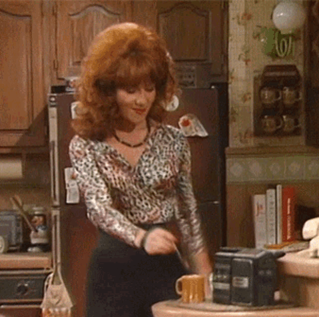 Peggy Bundys besten Momente eine schrecklich nette Familie%20(2) Eine schrecklich nette Familie Peggy Bundy | Die Kirche des heiligen Al Bundy 14. Januar 2024 8