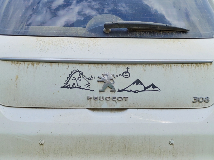 Peugeot Alt Rostig aber Unschlagbar Wissenswertes mit Witz und Humor Typisch Auto, typisch Du! Automarkenklischees im Check Auto, Halbwahrheit, Komische Begebenheiten des Lebens, Öffentlichkeit | Die Kirche des heiligen Al Bundy 24. August 2024 13