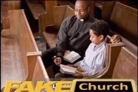 Gott verkauft keine Souvenirs: Die Kirche jedoch schon! Geld, Gott, Kirche, Komische Begebenheiten des Lebens, Lustiges, Wissen zum lachen | Die Kirche des heiligen Al Bundy 14. April 2025 9