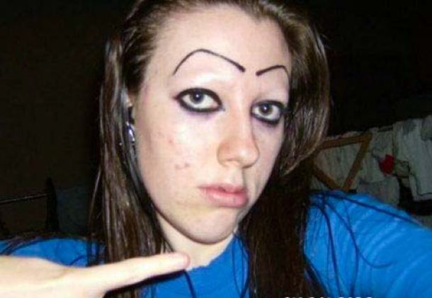 Frauen und Schminke witzige Frauenbilder Männliche Marotten: Lustiges aus der Männerdomäne Frauen und Schminke. Witzige Frauenbilder mit kuriosem Make-up