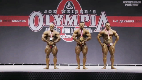 Bodybuilding lustig Eitelkeit beim Muskelaufbau%20(4) Muskelkraft und Schenkelklopfer: Fitness mit Humor Wieso können Bodybuilder keinen Spiegel passieren, ohne ihre Muskeln anzuspannen? Fitness, Komische Begebenheiten des Lebens, Muskeln | Die Kirche des heiligen Al Bundy 2. August 2023 1