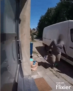 Paketzustellung witzige Spassbilder Paketbote%20(2) Freizeit mit Freude: Entspannung, pur Warten auf die Paketzustellung: Die leidige Komödie der Zustellzeiten Alltag, Arbeit, Humorvolle Alltagsgeschichten, Lustiges über das Leben | Die Kirche des heiligen Al Bundy 21. November 2023 1