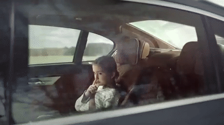 Kind popelt im Auto und weiss nicht wohin damit Freizeit mit Freude: Entspannung, pur Kind popelt im Auto und weis nicht wohin damit