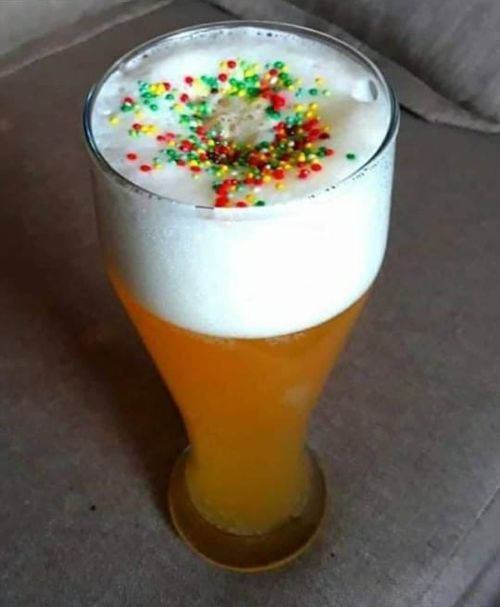 Wenn Ostern dir die Eier kneift: Osterbräuche, die die Familie auseinander treiben Familie, Komische Begebenheiten des Lebens, Ostern | Die Kirche des heiligen Al Bundy 27. März 2024 13