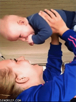 Parodie auf Mamablogs lustiges Babys mit Mami%20(6) Komische Familienabenteuer und schräge Verwandtschaft Mamablog: Weil die Welt unbedingt mehr von deinen Windel-Weisheiten braucht Familie, Frau, Internet, Komische Begebenheiten des Lebens | Die Kirche des heiligen Al Bundy 14. Mai 2024 7