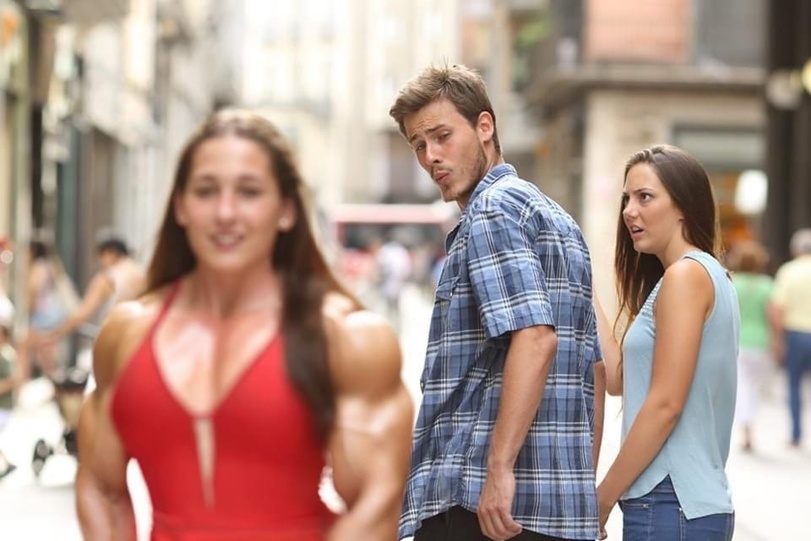 Distracted%20Boyfriend Meme%20(3) Lach dich schlapp: Lustige Bilder für den Spaßfaktor Distracted Boyfriend-Meme: Der abgelenkte Freund bin wohl ich 😊 Beziehung, Erklärung, Lustige Bilder, Lustiges zu Mann & Frau | Die Kirche des heiligen Al Bundy 4. September 2024 4